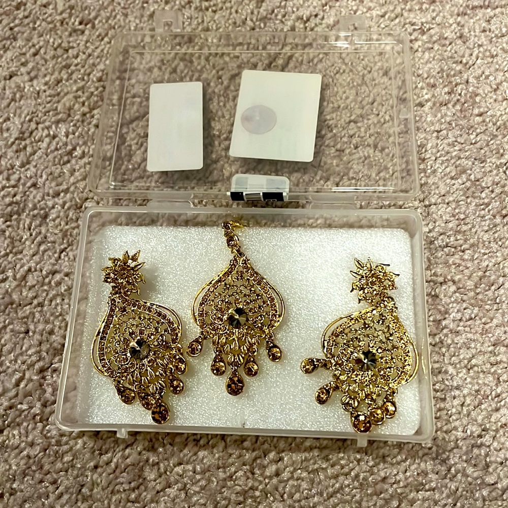 Wedding Indian Pakistani style head jewelry cubic zirconia maang tikka earrings